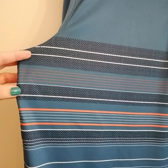 Oakley Men's Regular Fit High Crest Blue Striped Short Sleeve Golf Polo Large - Picture 9 of 16